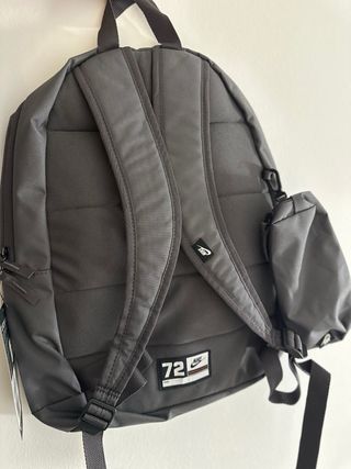 Mochila y estuche Nike Air Gris acolchada 20 litro