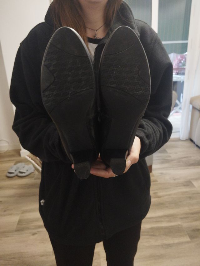 Zapatos de tacón negros