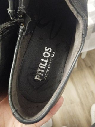 Zapatos de tacón negros