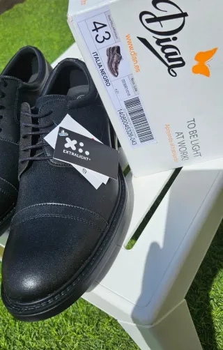 Zapatos de vestir DIAN negros