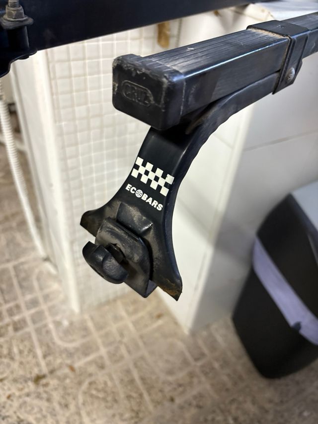 Barras portaequipajes techo coche (2 juegos)