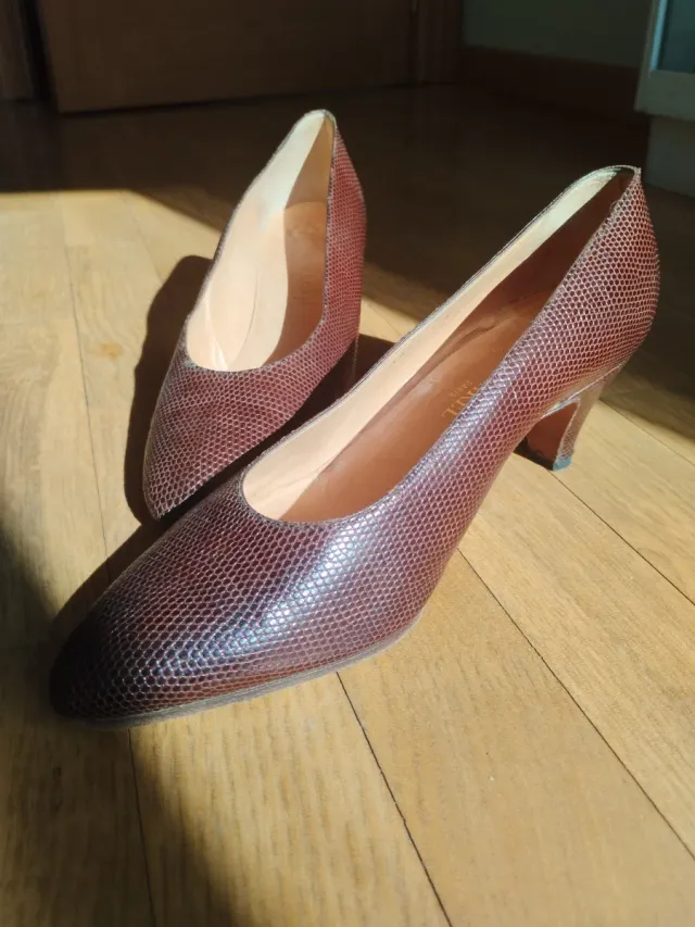 Zapatos de tacón marrones Harel Paris