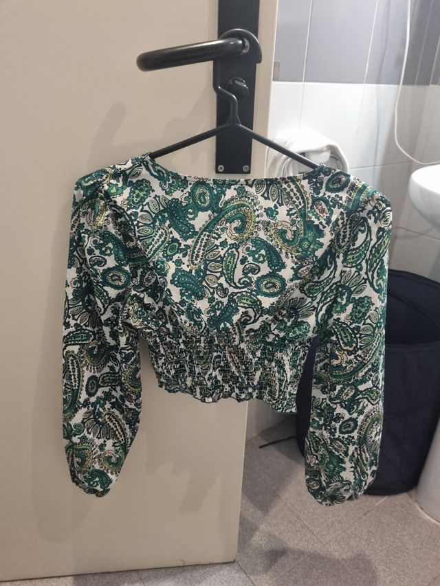 Blusa verde estampada manga larga