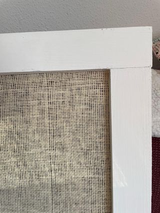 Somier con patas, colchón y cabecero