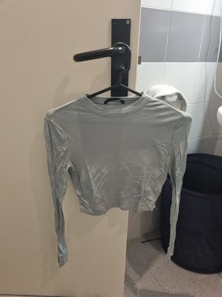 Camiseta verde manga larga