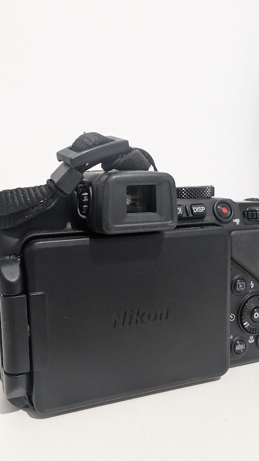 Cámara Nikon COOLPIX P600 Negra