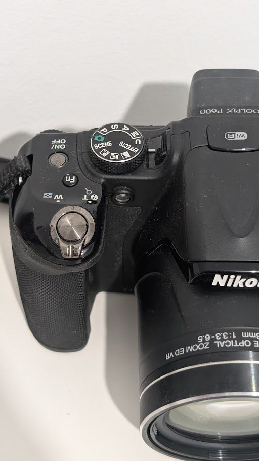 Cámara Nikon COOLPIX P600 Negra