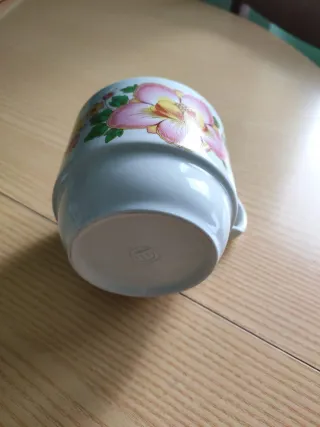 6 Tazze in porcellana con fiori rosa