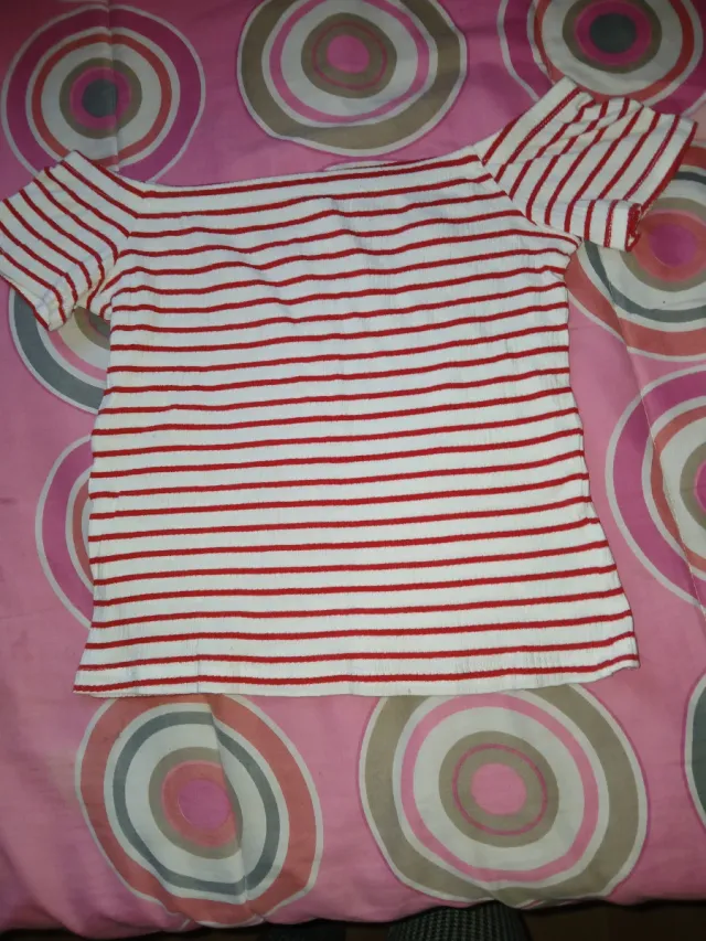 Camiseta de manga corta a rayas