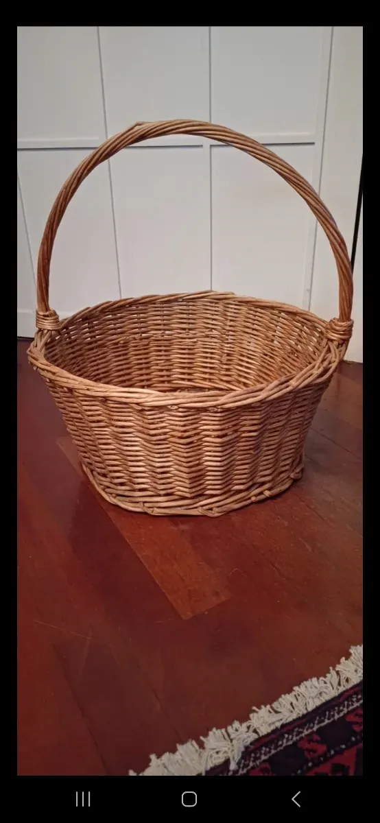 Cesta vimini con manico