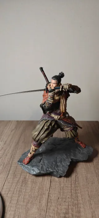 Sekiro Shadows Die Twice figure collector (No box)