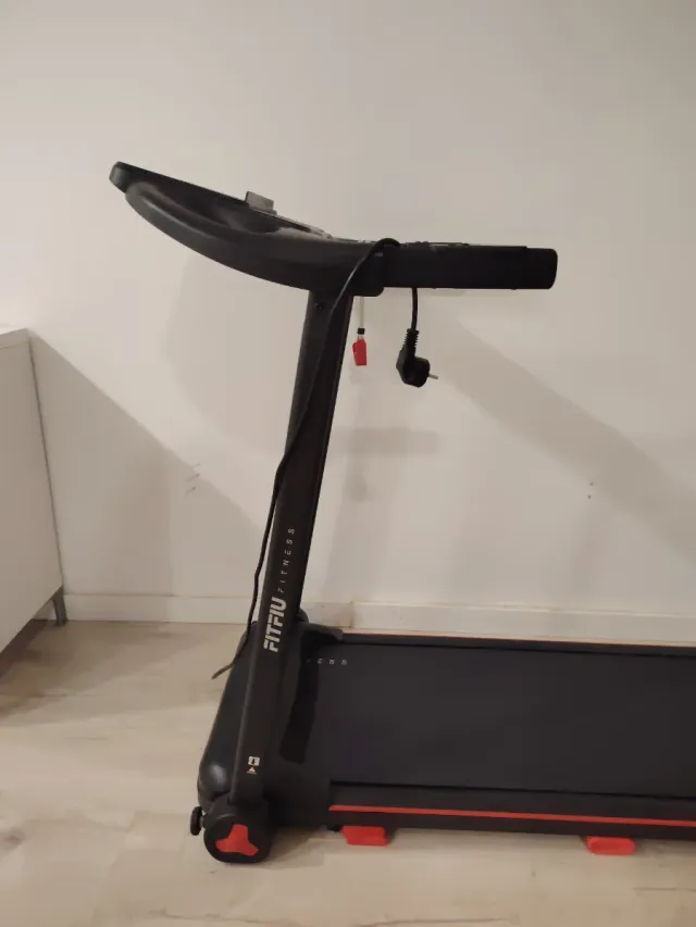 Cinta de correr FITFIU MC-90 plegable
Nueva