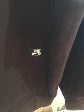 Sudadera Nike SB Negra Unisex