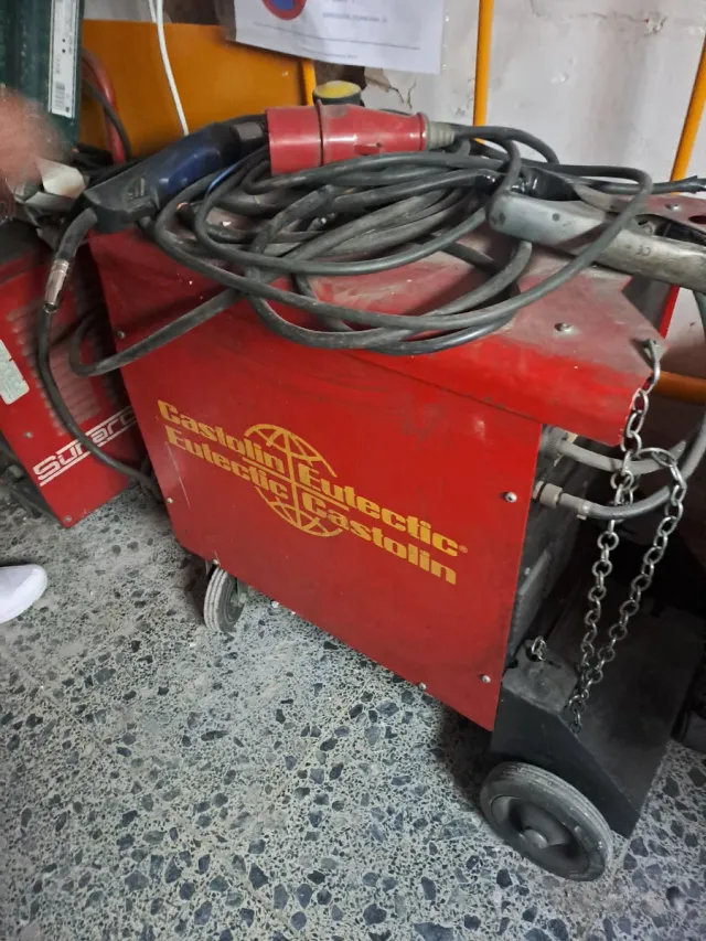 Soldador CastoMIG 250 C al hilo