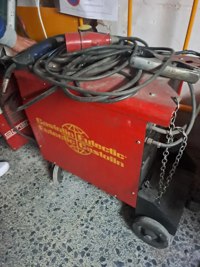 Soldador CastoMIG 250 C al hilo