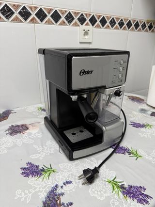 Cafetera Oster Prima Latte