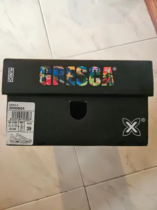 Tenis Munich azul e branco