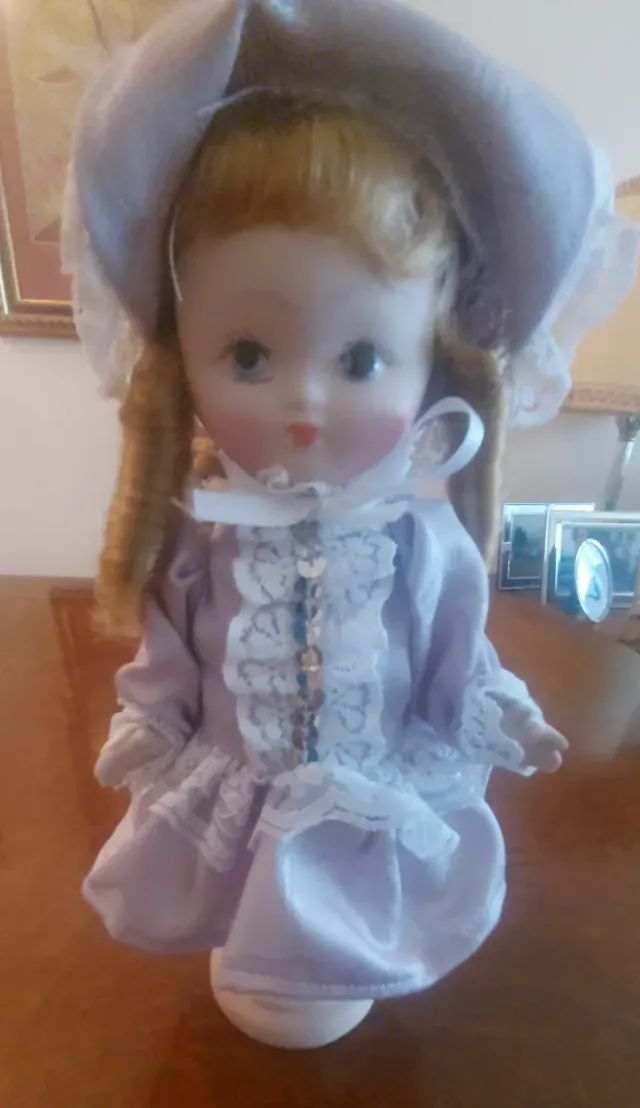 Muñeca de Porcelana Ramón Inglés Colección
