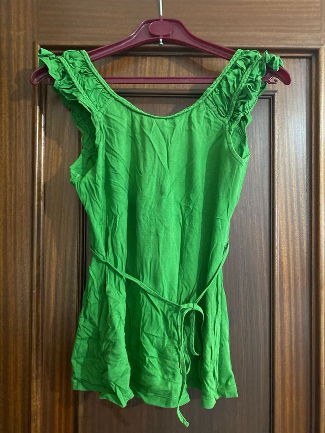 Camiseta verde tirantes