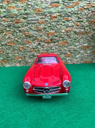 Mercedes-Benz 300 SL Roadster – 1954 – Escala 1:18