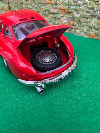 Mercedes-Benz 300 SL Roadster – 1954 – Escala 1:18