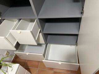 Armario Visthus Ikea Gris y Blanco