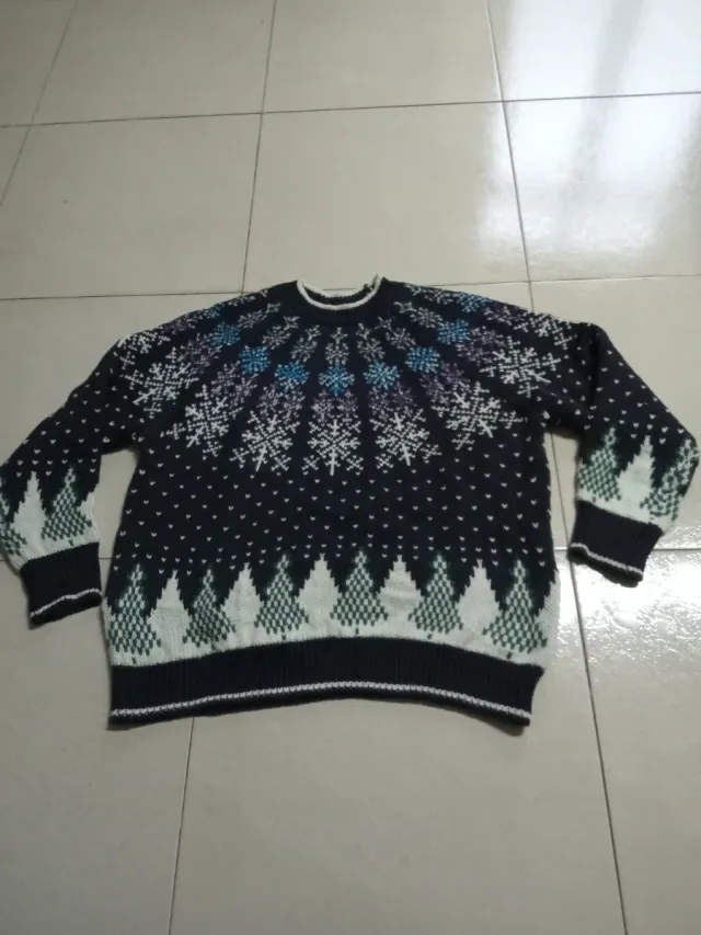 Jersey Invierno Copos Nieve y Árboles