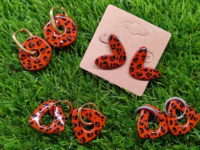 Pendientes hechos a mano diseño animal print
