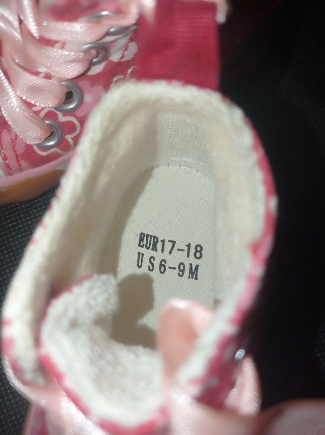 Bambas bebé flores rosas