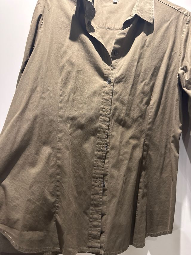 Camicia verde oliva
