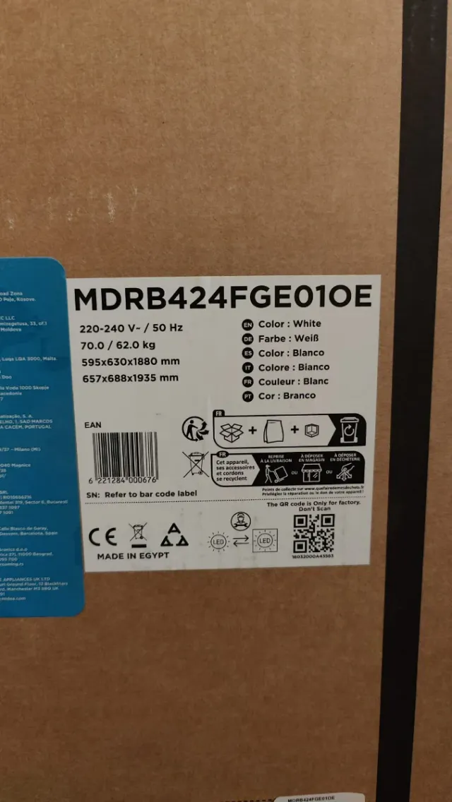 Nevera Midea Bottom Freezer Series. No me cabe.