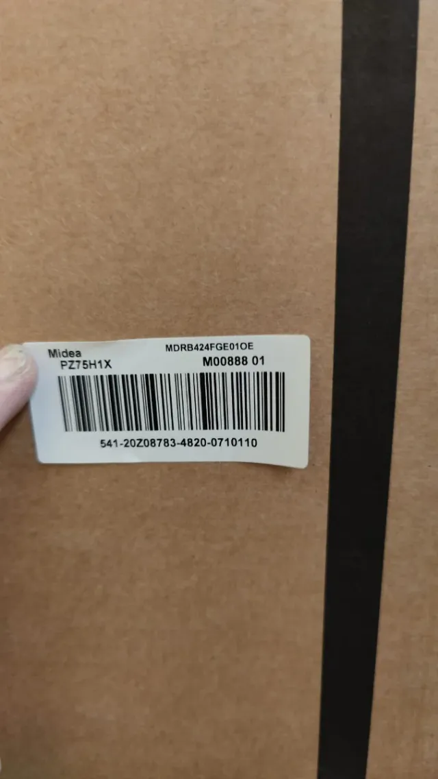 Nevera Midea Bottom Freezer Series. No me cabe.