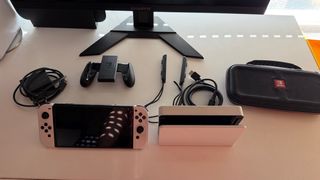 Nintendo Switch OLED + microSD + Funda