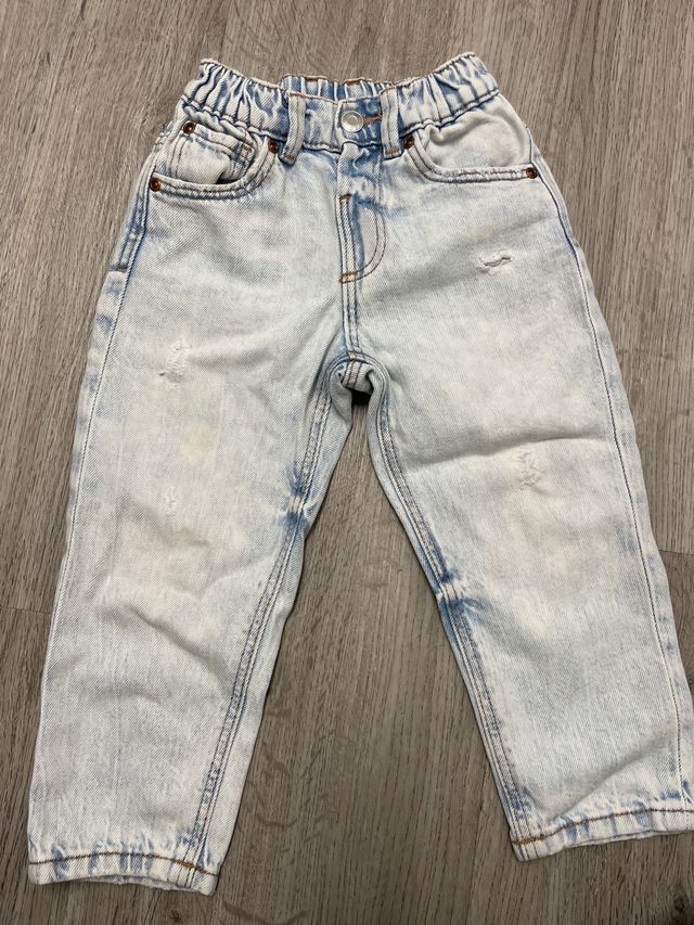 Vaqueros Zara 1-2 años (92 cm)