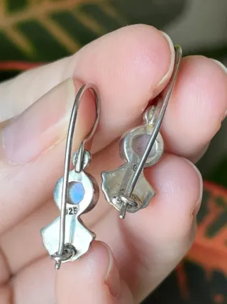 Pendientes de plata con piedra lunar y plata 925.