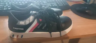 Zapatillas deportivas negras talla 40