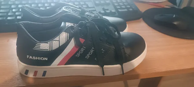 Zapatillas deportivas negras talla 40