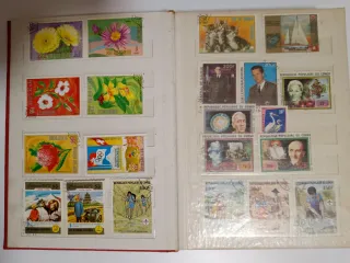 Collezione francobolli.