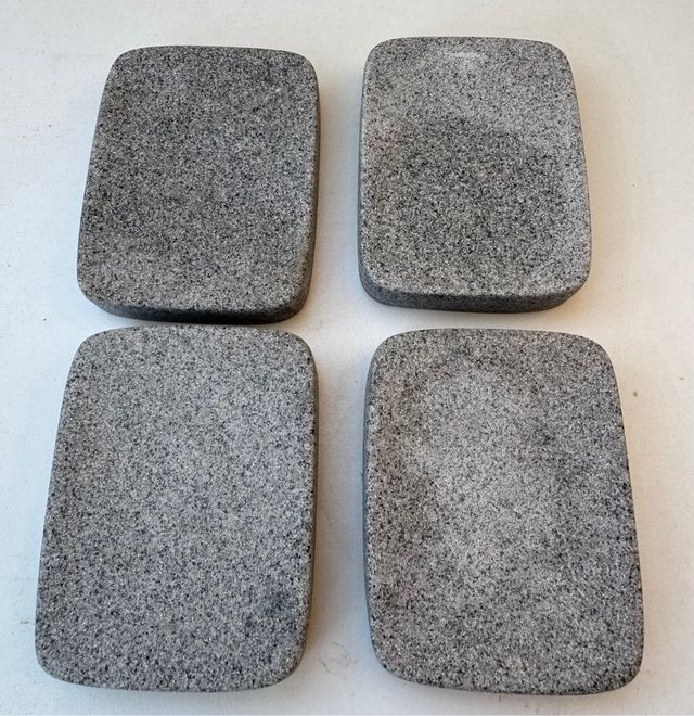 Jabonera de piedra gris