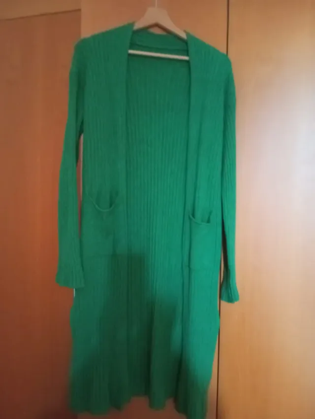 Rebeca verde punto elástico talla L