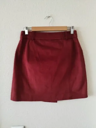 Minifalda Morgan ante teja