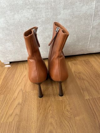 Botín Ángel Alarcón Talla 41 Marrón