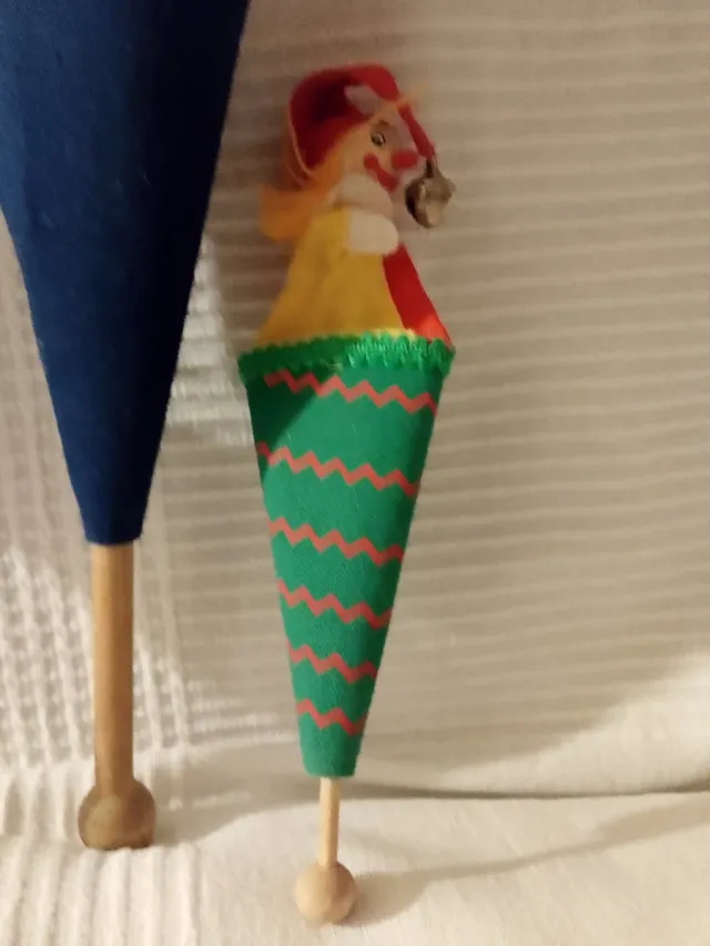 Marionetas de palo payasos