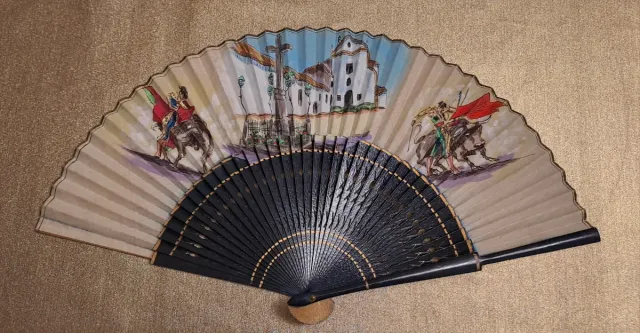 Abanico pintado a mano