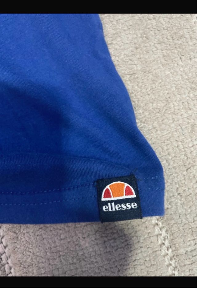 Camiseta Ellesse Roja, Blanca y Azul