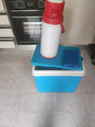 Termo y nevera para camper/playa