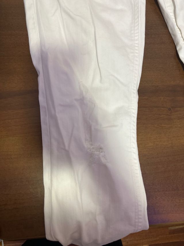 Jeans uomo bianchi strappati