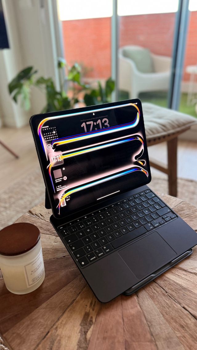 Magic Keyboard iPad Pro 13 Negro