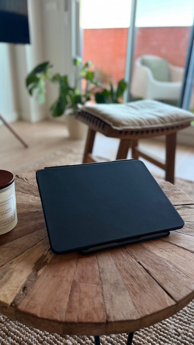 Magic Keyboard iPad Pro 13 Negro