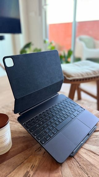 Magic Keyboard iPad Pro 13 Negro